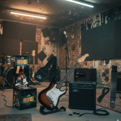 Eko GuitarSet Kit Chitarra Elettrica Amplificatore | Idea Music Store